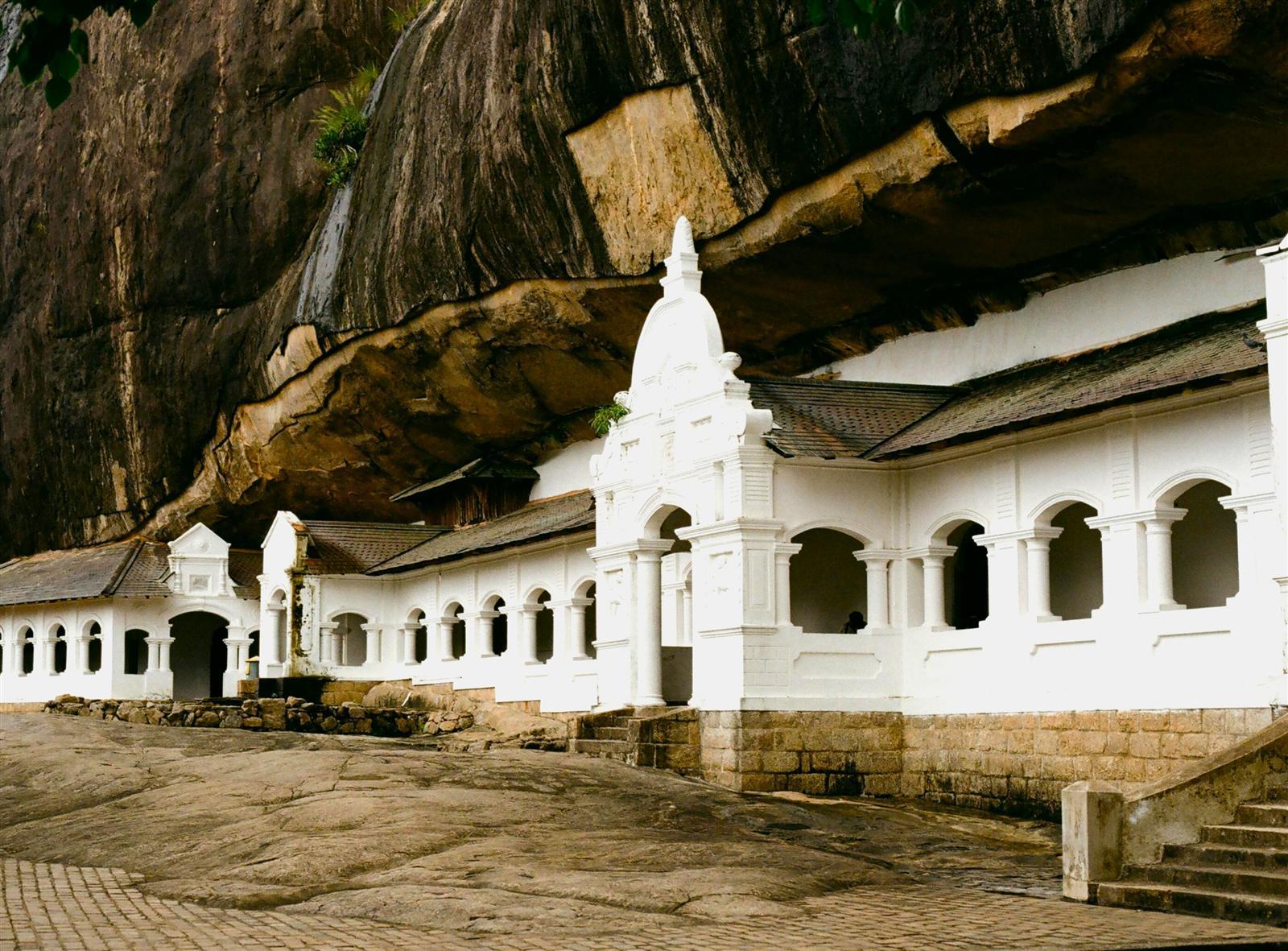 Dambulla Cave Temple